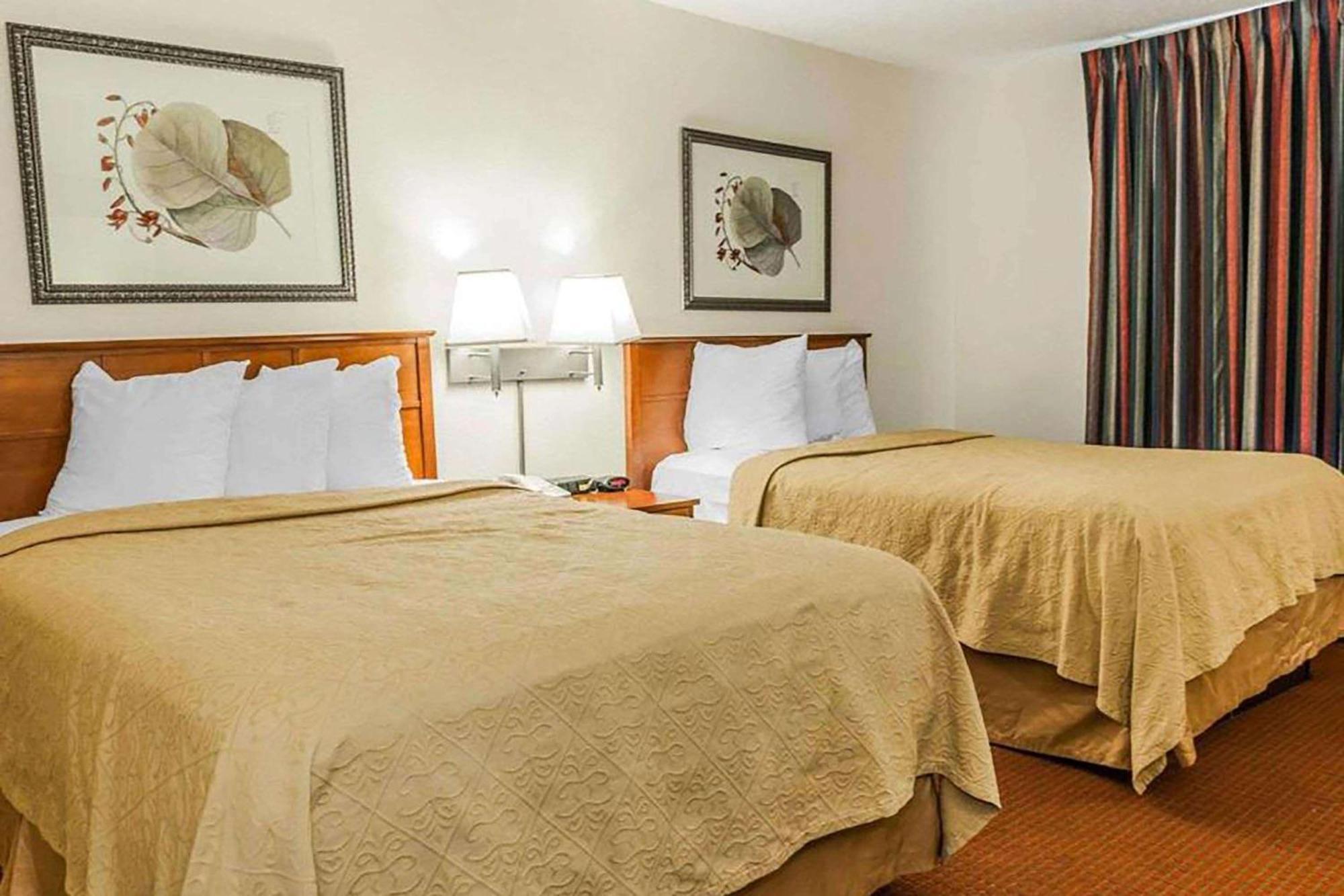 Baymont By Wyndham Indianapolis East Hotel Eksteriør billede